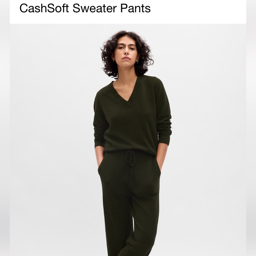🧘‍♀️🧘‍♀️🫶Versatile & Cozy GAP Petite Wide-leg Black Cashsoft Sweater Pants